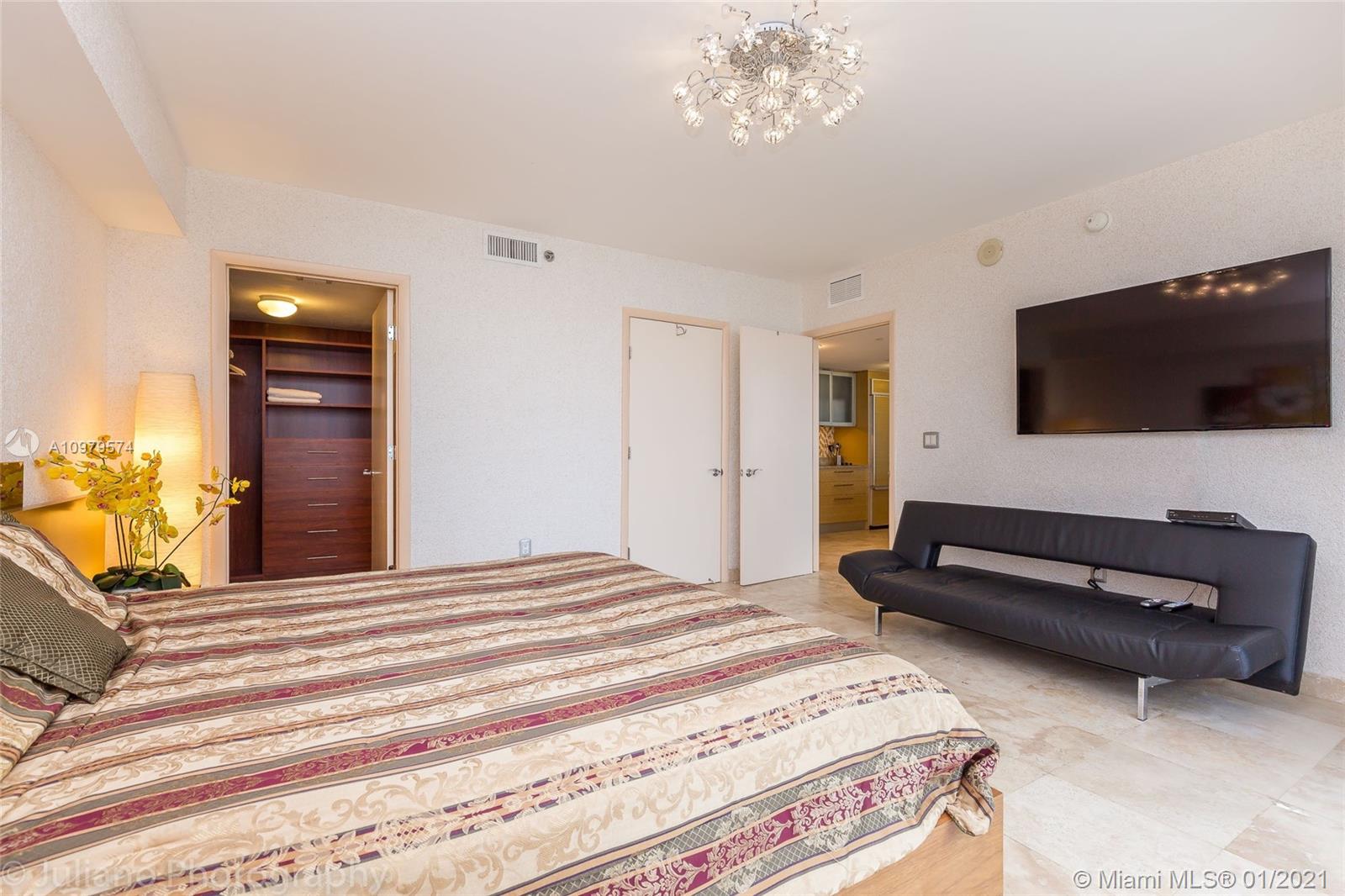 See details 1107 1 / 1 871 sq. ft. $ 2021-01-06 0 Photo