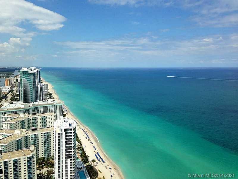 See details 4310 2 / 2 1337 sq. ft. $ 2021-01-07 0 Photo