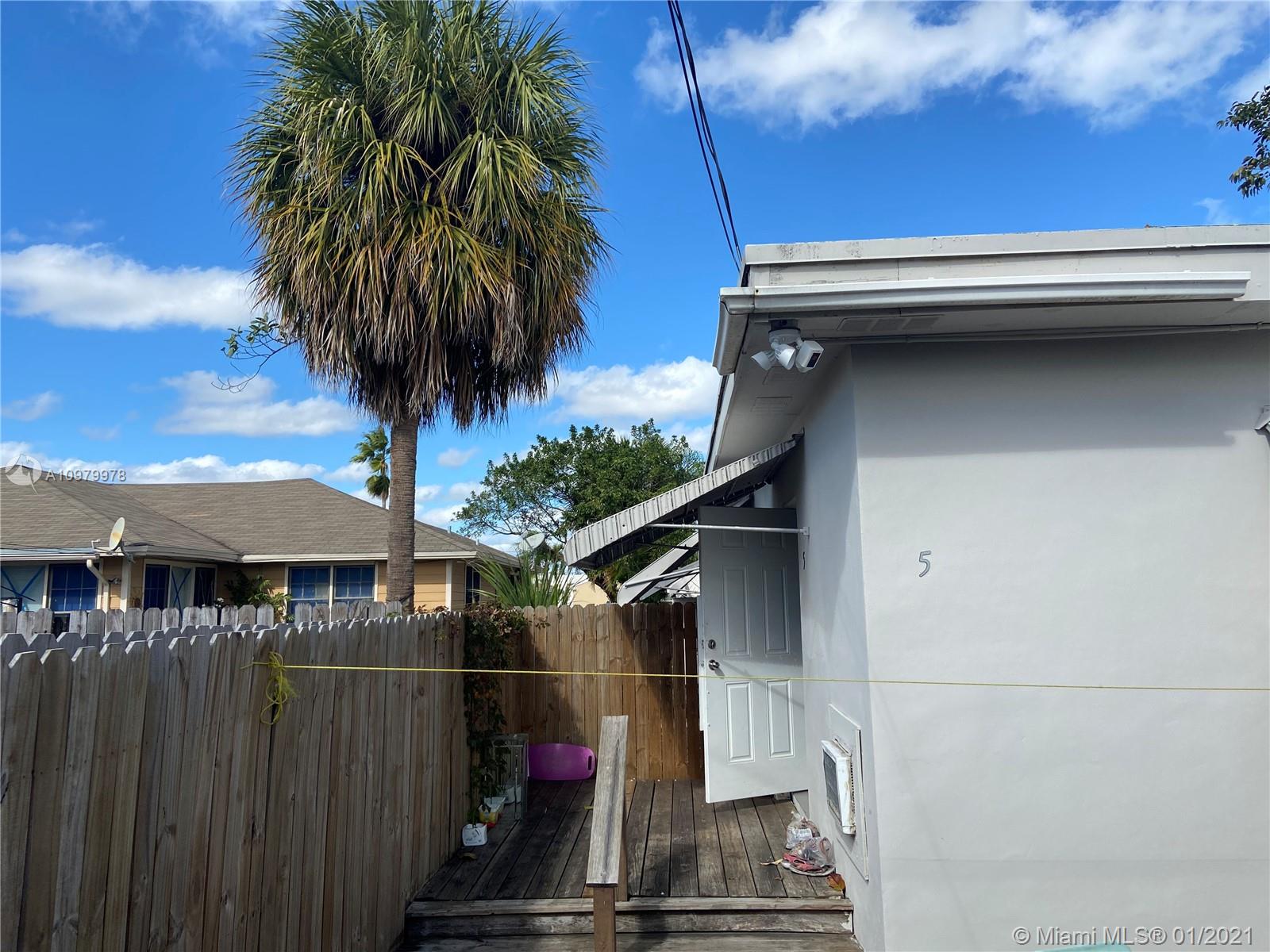 See details / 2573 sq. ft. $ 2021-01-07 0 Photo