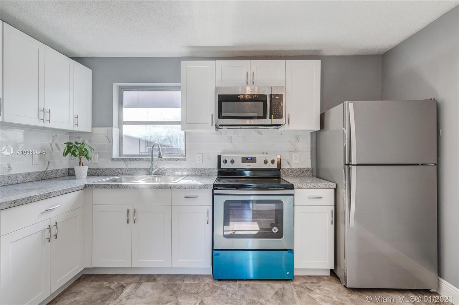 See details / 1915 sq. ft. $ 2021-01-07 0 Photo