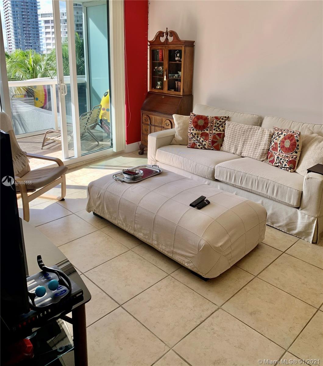 See details 406 2 / 1 1086 sq. ft. $ 2021-01-07 0 Photo