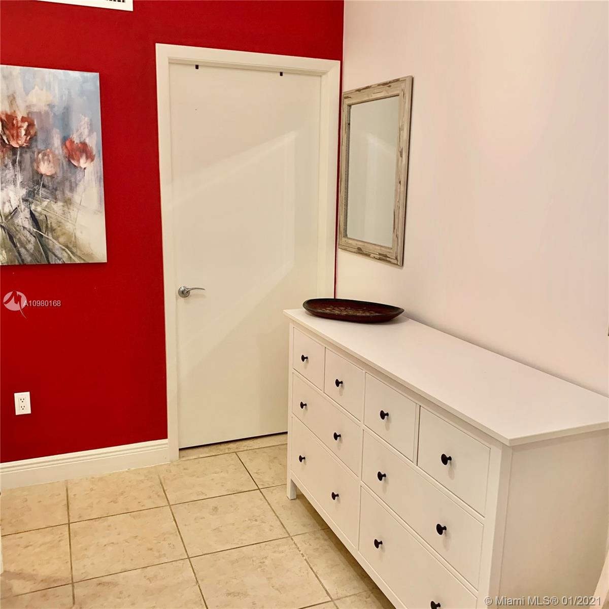 See details 406 2 / 1 1086 sq. ft. $ 2021-01-07 0 Photo