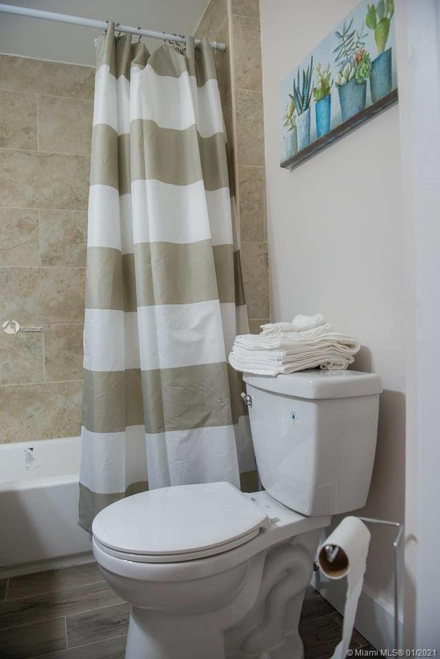 See details / 1682 sq. ft. $ 2021-01-08 0 Photo