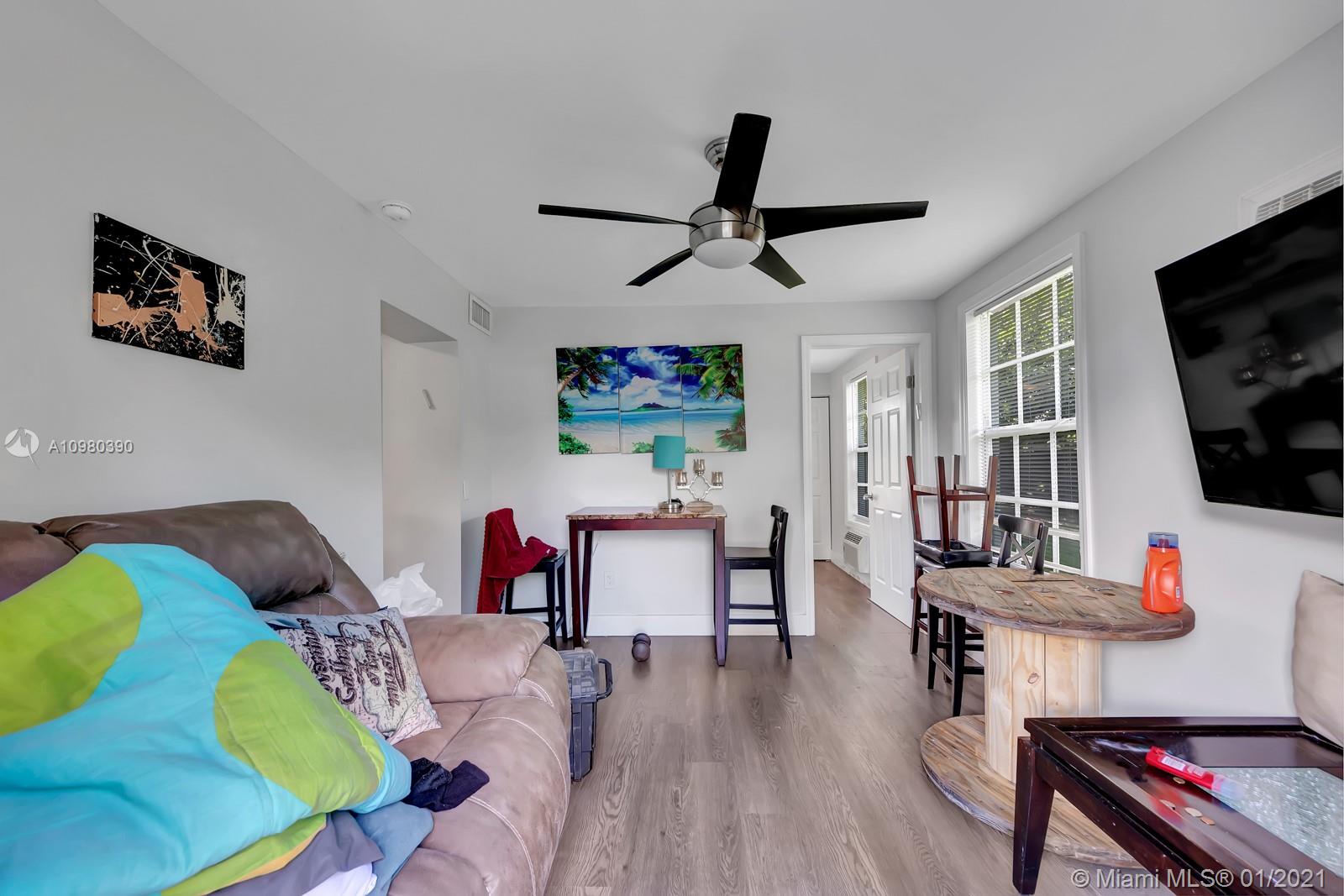 See details / 1682 sq. ft. $ 2021-01-08 0 Photo