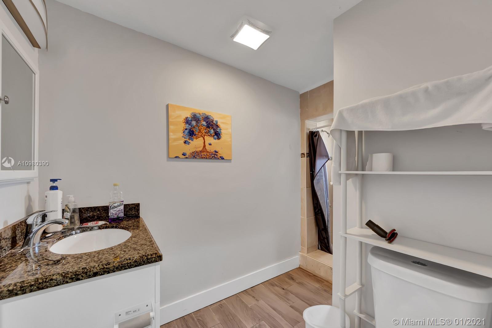 See details / 1682 sq. ft. $ 2021-01-08 0 Photo