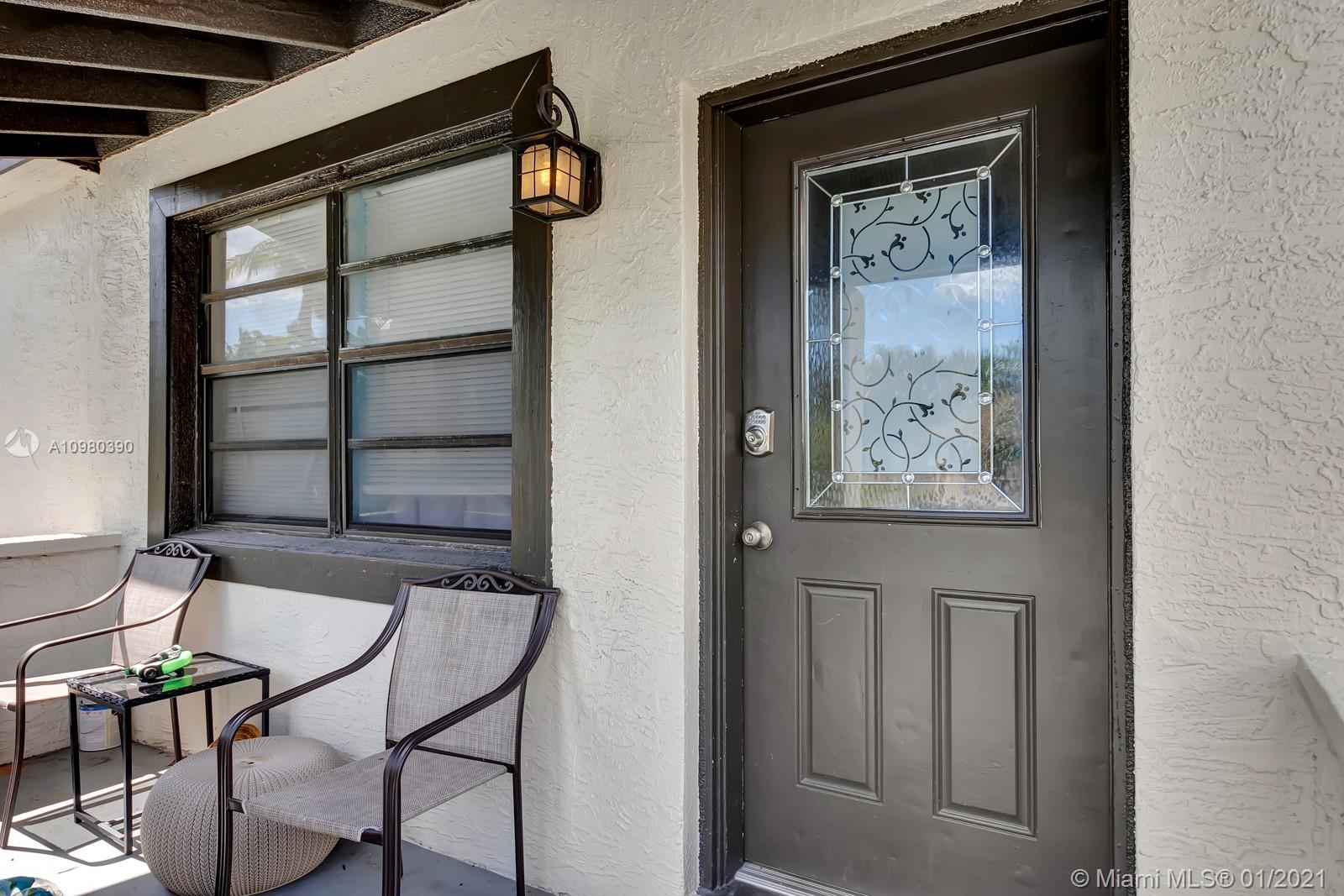 See details / 1682 sq. ft. $ 2021-01-08 0 Photo
