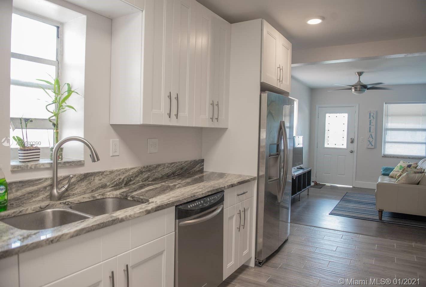 See details / 1682 sq. ft. $ 2021-01-08 0 Photo