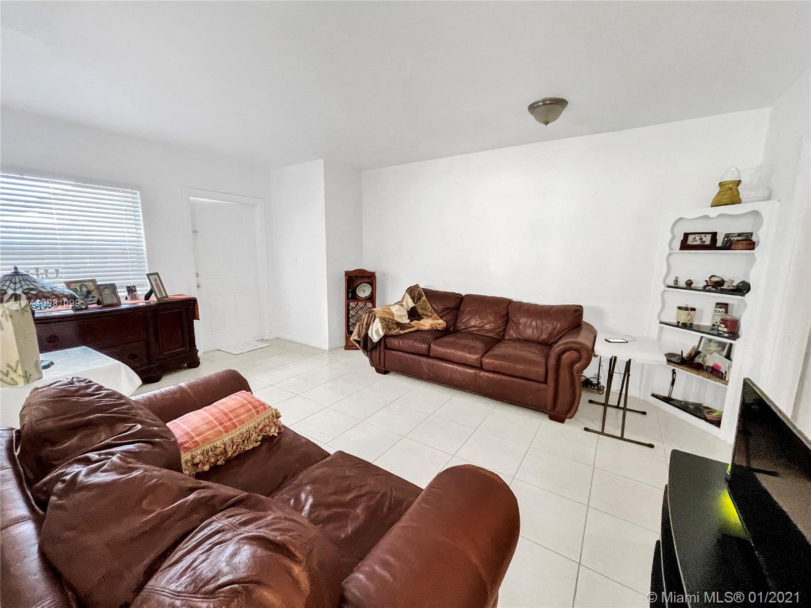 See details / 2850 sq. ft. $ 2021-04-20 0 Photo