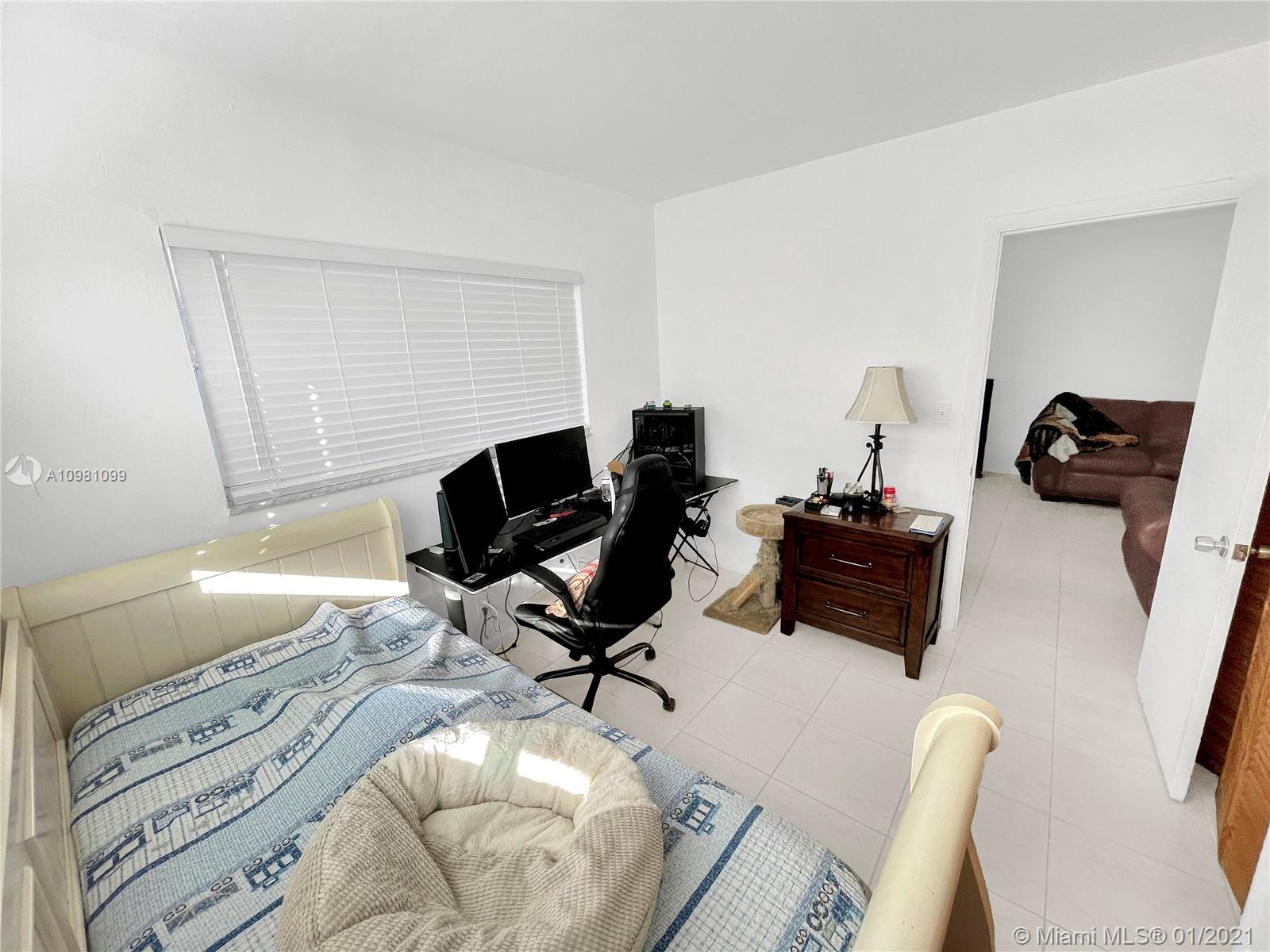 See details / 2850 sq. ft. $ 2021-04-20 0 Photo