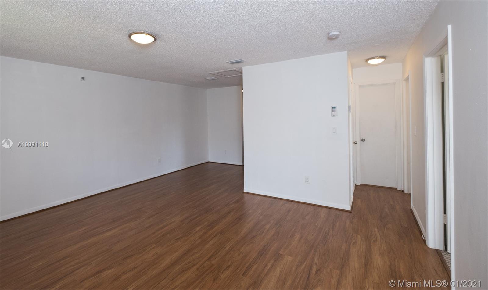See details / 1680 sq. ft. $ 2021-01-10 0 Photo