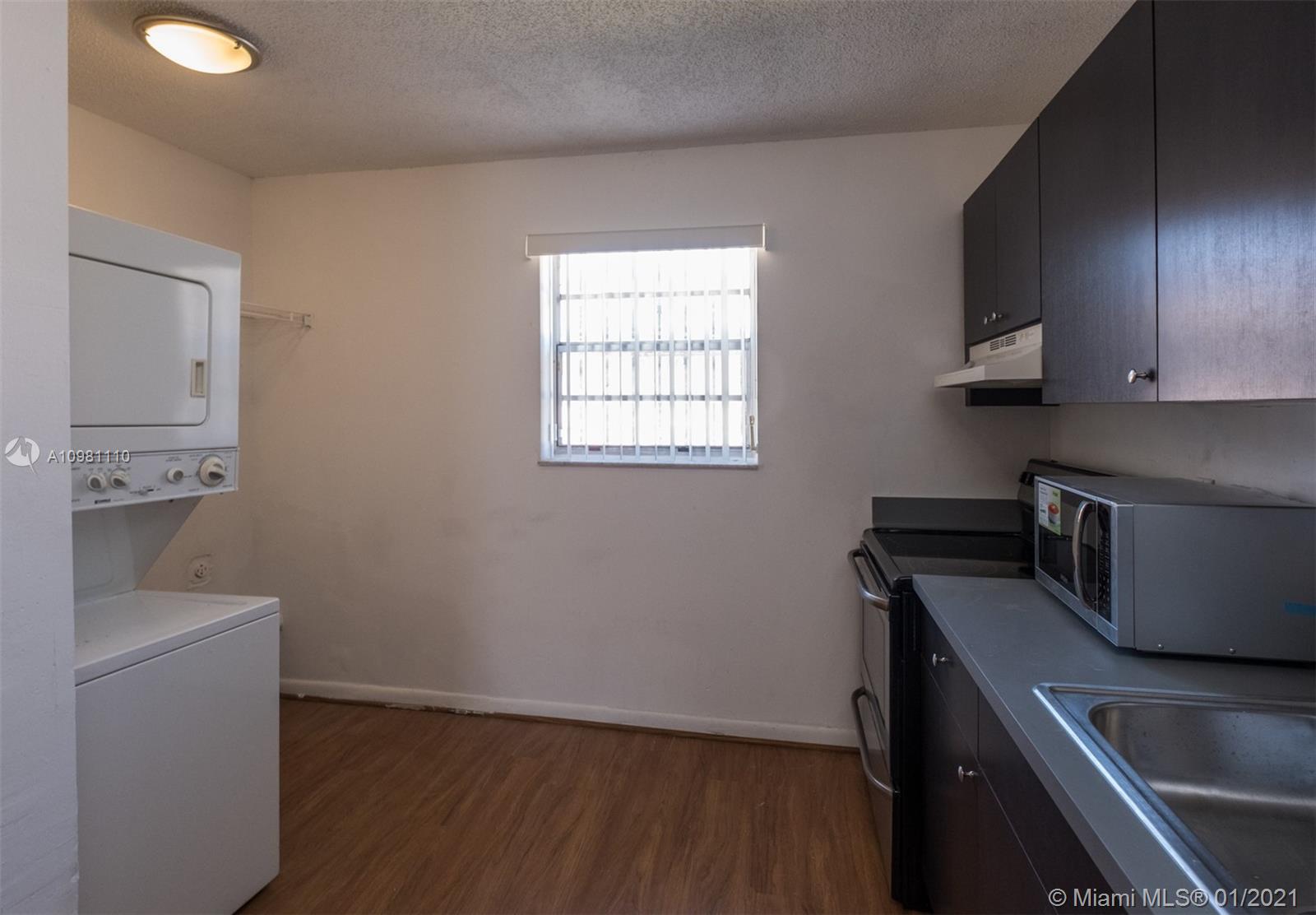 See details / 1680 sq. ft. $ 2021-01-10 0 Photo