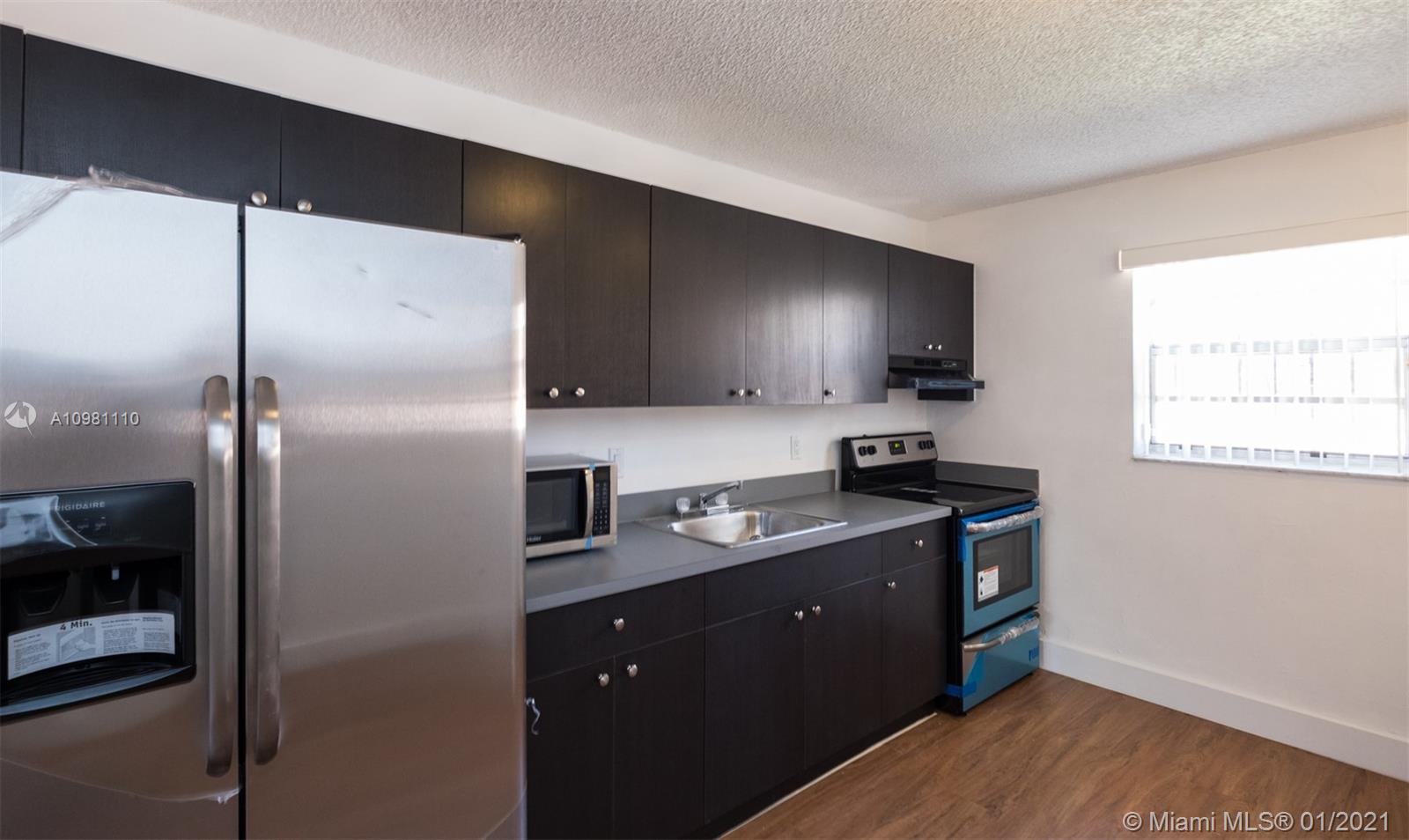 See details / 1680 sq. ft. $ 2021-01-10 0 Photo
