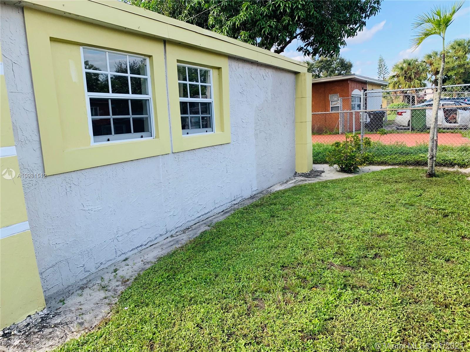 See details / 1575 sq. ft. $ 2021-01-11 0 Photo