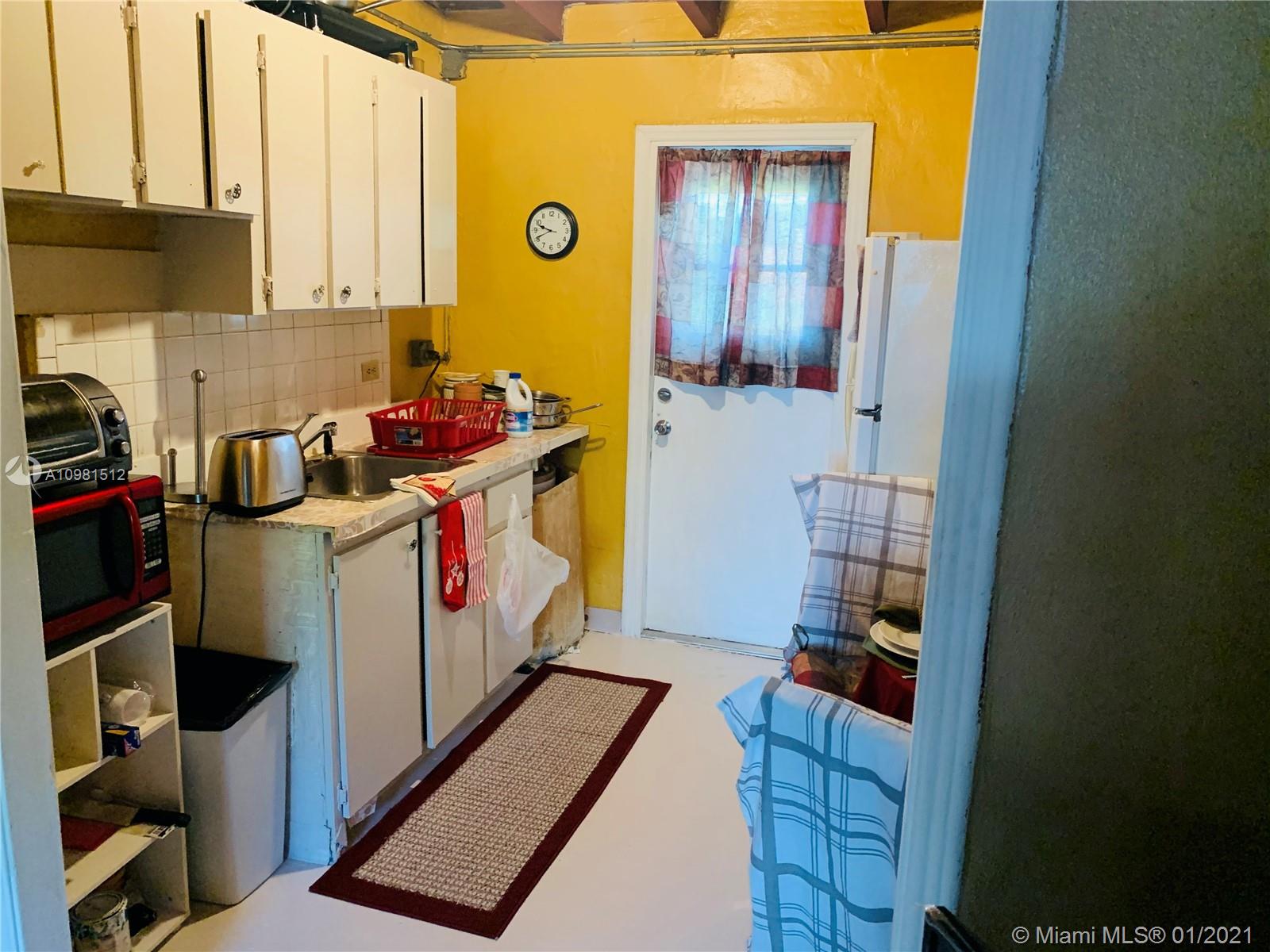 See details / 1575 sq. ft. $ 2021-01-11 0 Photo