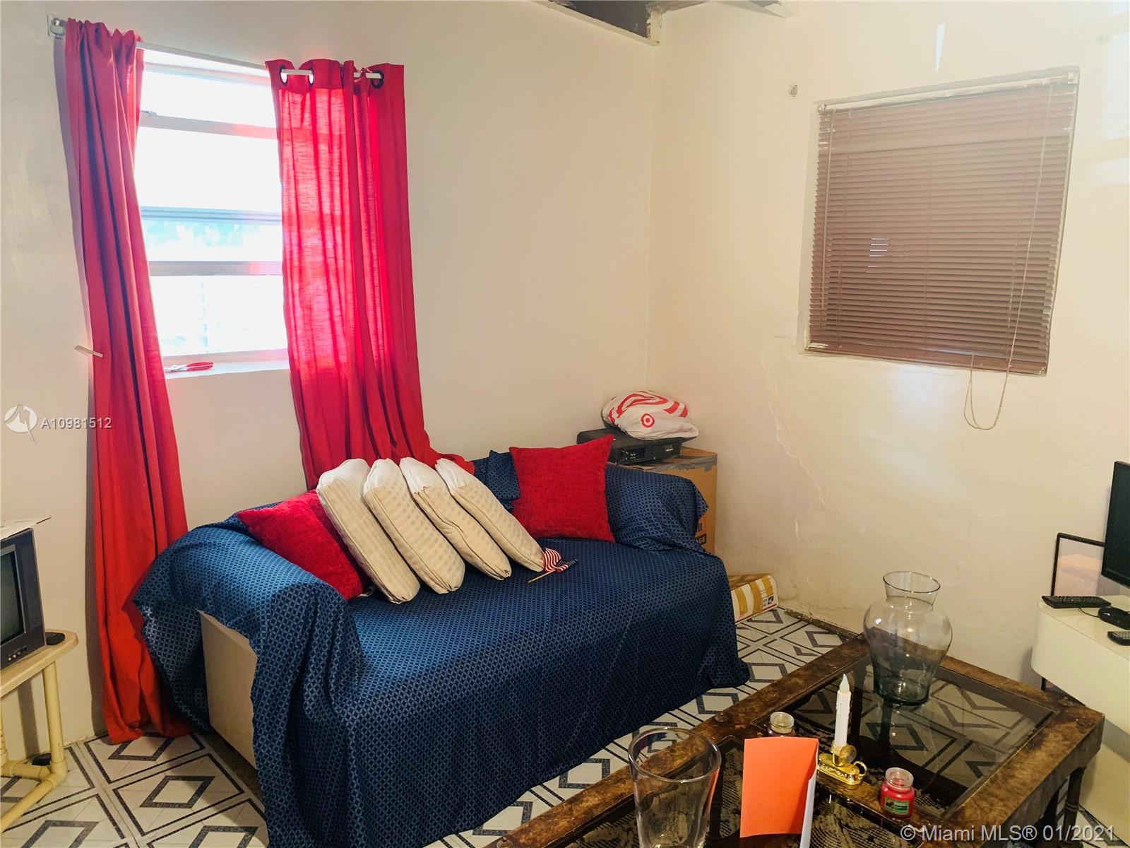 See details / 1575 sq. ft. $ 2021-01-11 0 Photo