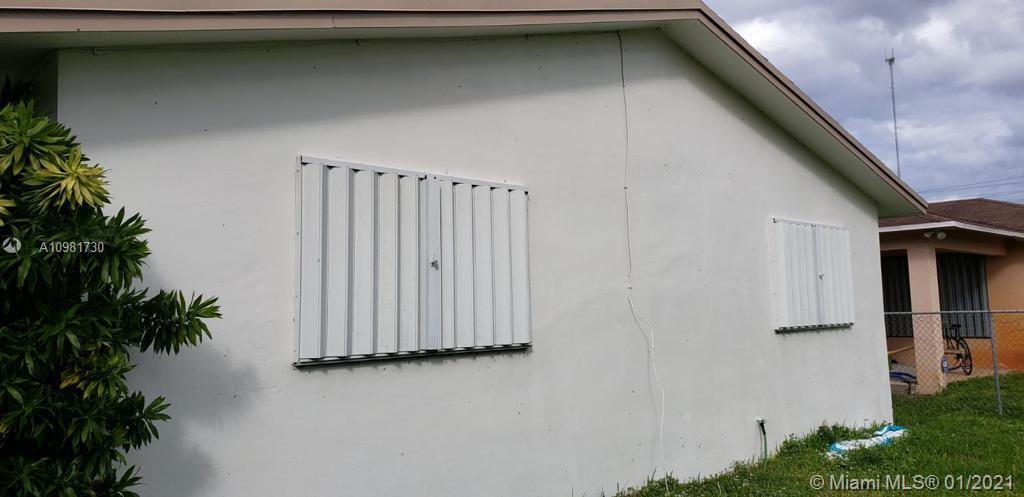 See details / 1950 sq. ft. $ 2021-01-11 0 Photo