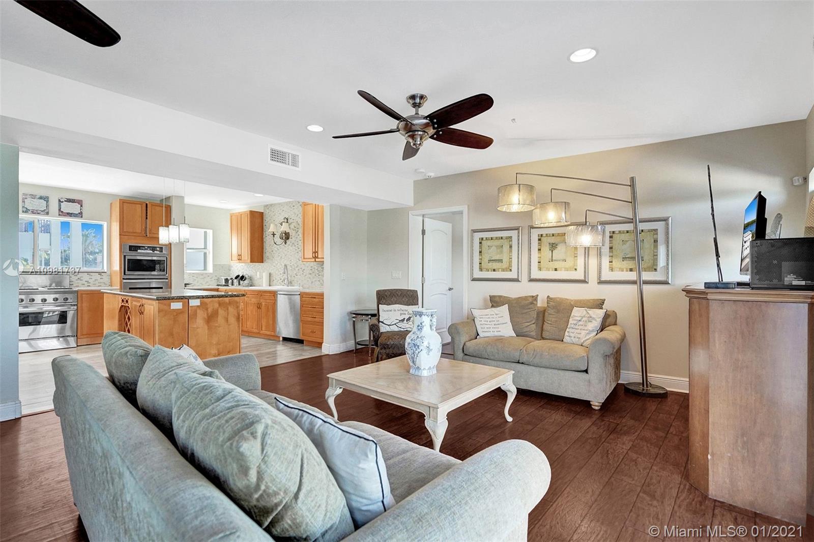 See details / 3118 sq. ft. $ 2021-01-11 0 Photo