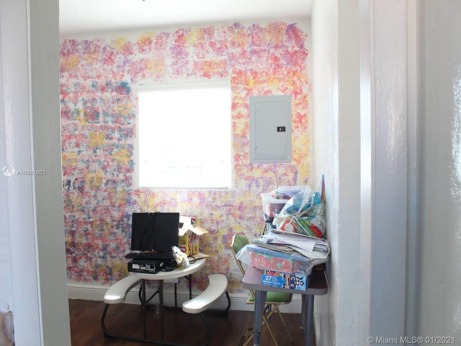 See details / 1255 sq. ft. $ 2021-01-11 0 Photo