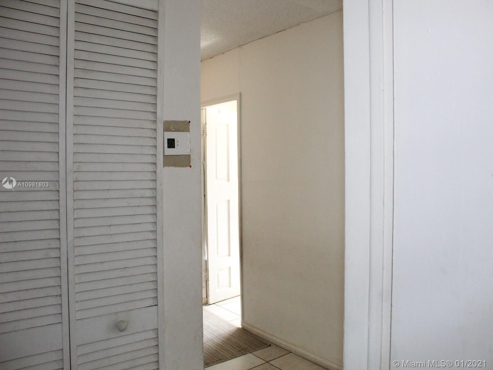 See details / 1255 sq. ft. $ 2021-01-11 0 Photo