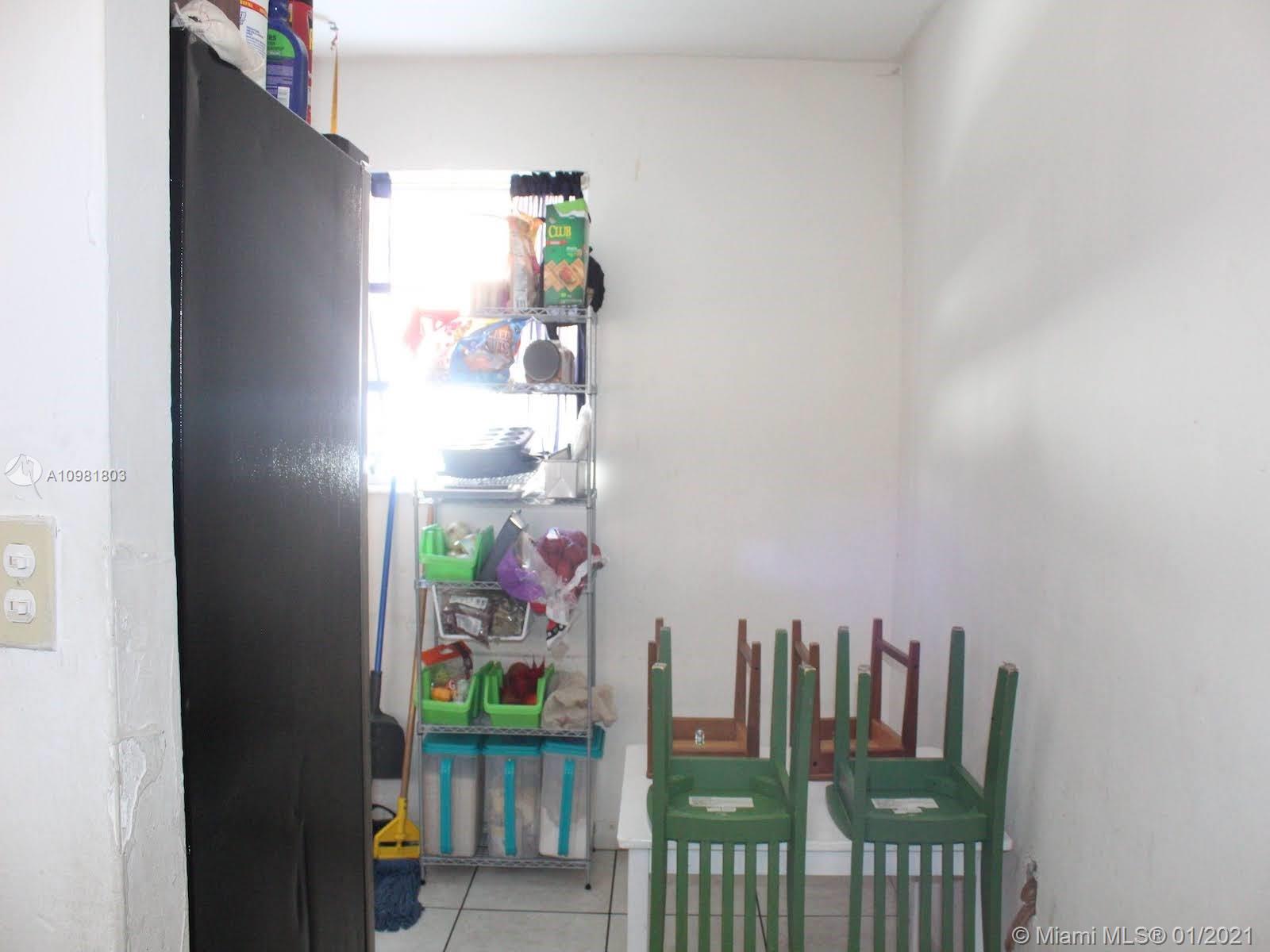 See details / 1255 sq. ft. $ 2021-01-11 0 Photo