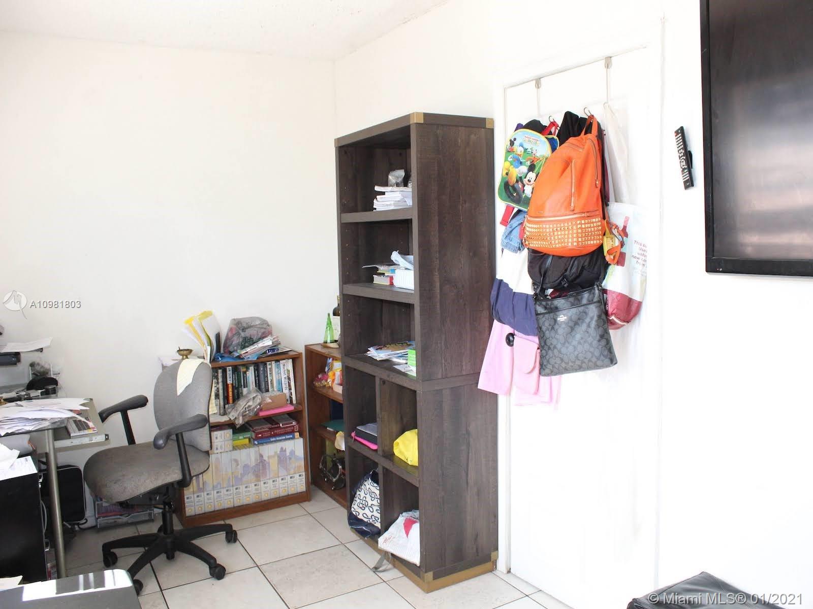 See details / 1255 sq. ft. $ 2021-01-11 0 Photo