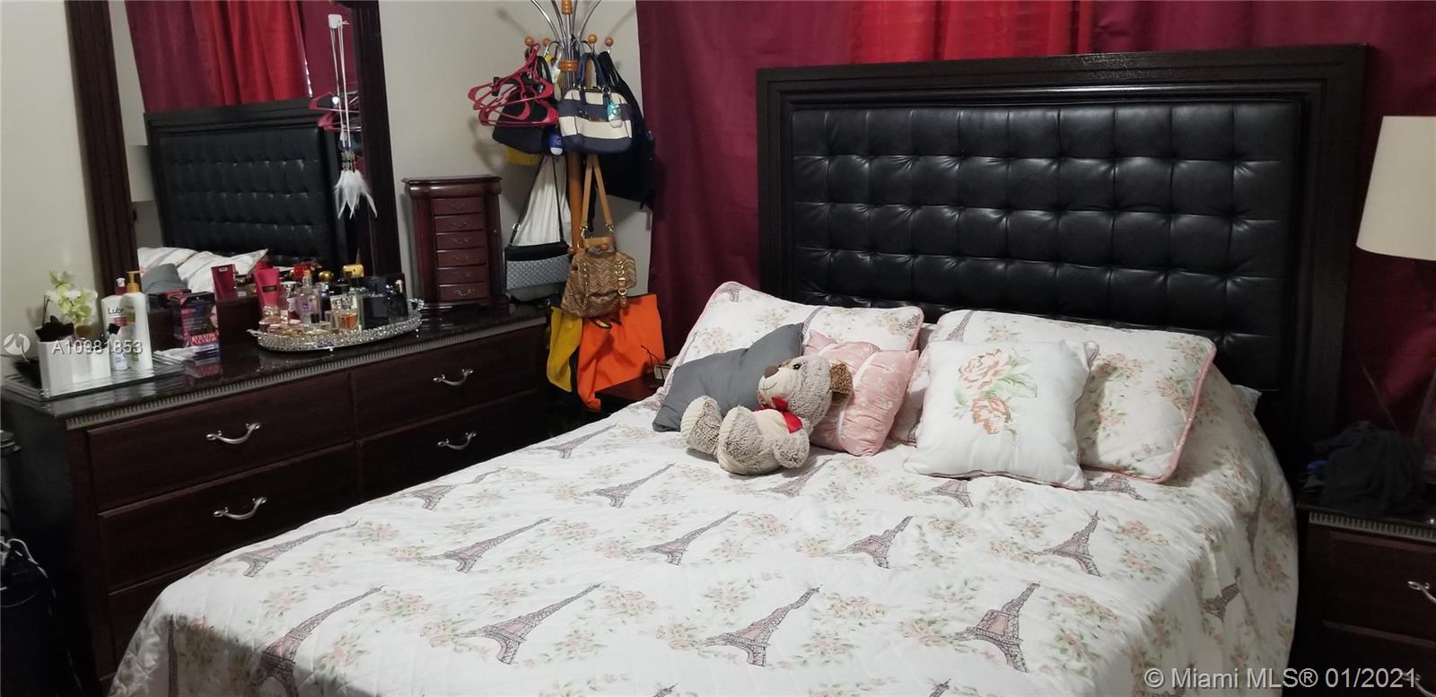 See details / 2284 sq. ft. $ 2021-01-11 0 Photo