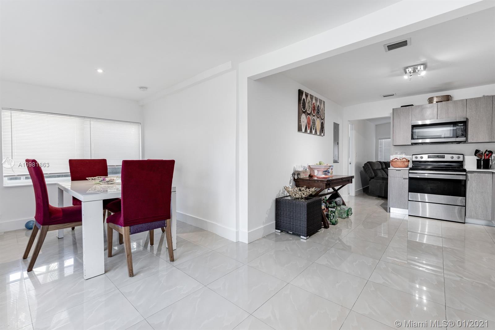 See details / 1299 sq. ft. $ 2021-01-11 0 Photo