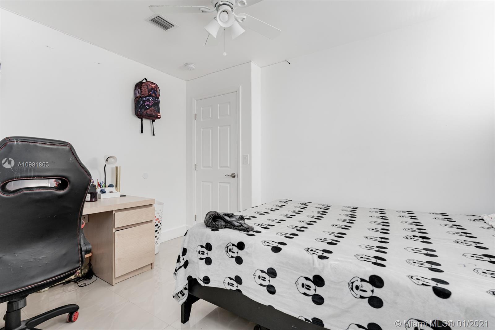 See details / 1299 sq. ft. $ 2021-01-11 0 Photo