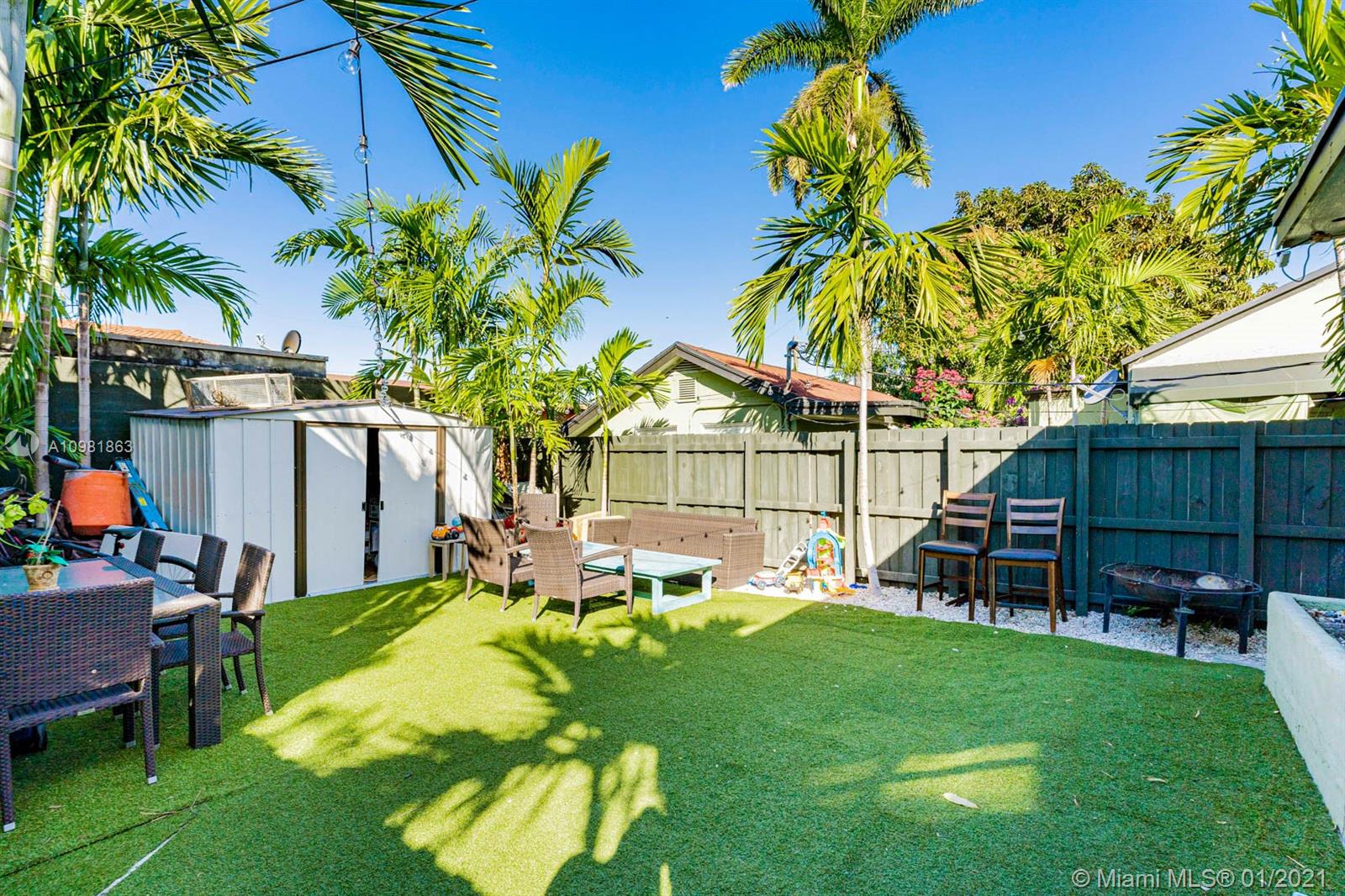 See details / 1299 sq. ft. $ 2021-01-11 0 Photo