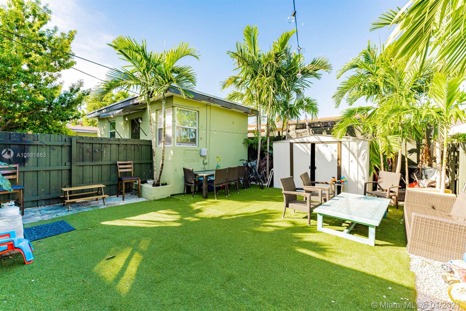 See details / 1299 sq. ft. $ 2021-01-11 0 Photo
