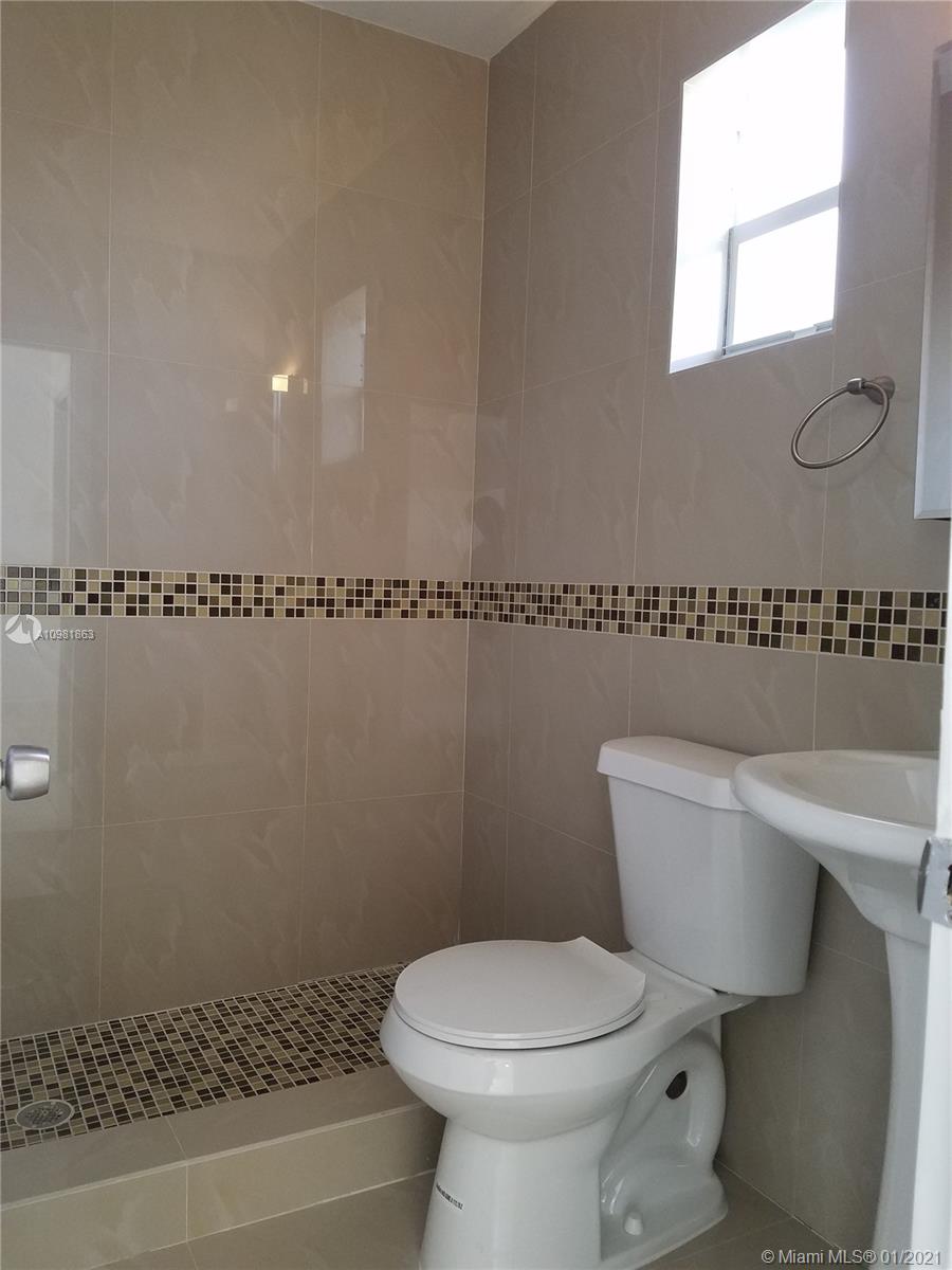 See details / 1299 sq. ft. $ 2021-01-11 0 Photo