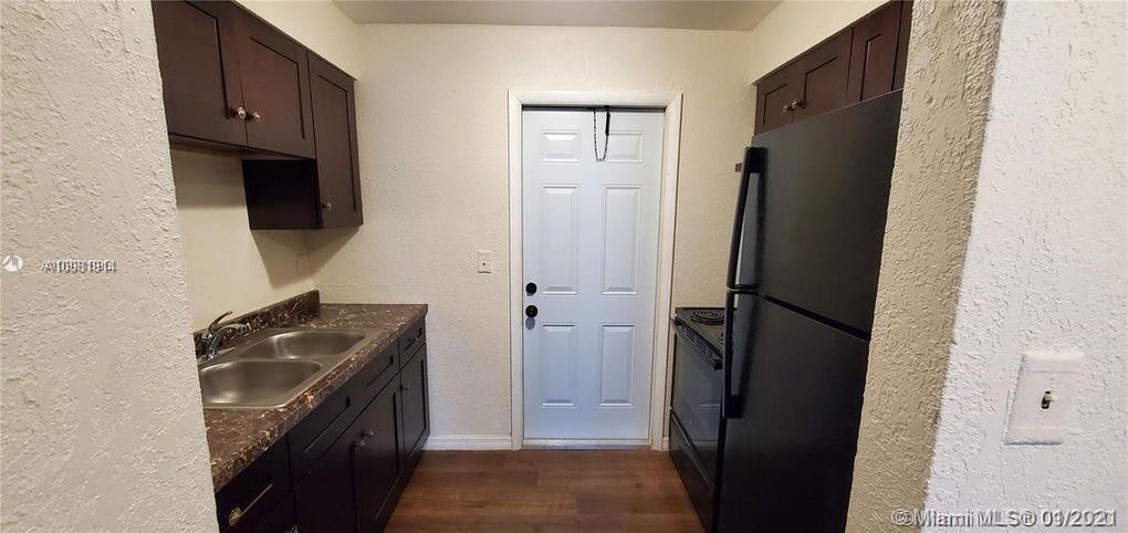 See details / 2496 sq. ft. $ 2021-01-11 0 Photo