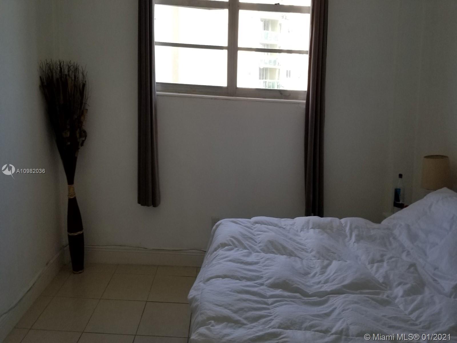 Photo of 19390 Collins Ave #1124, Sunny Isles Beach, Florida, 33160 -