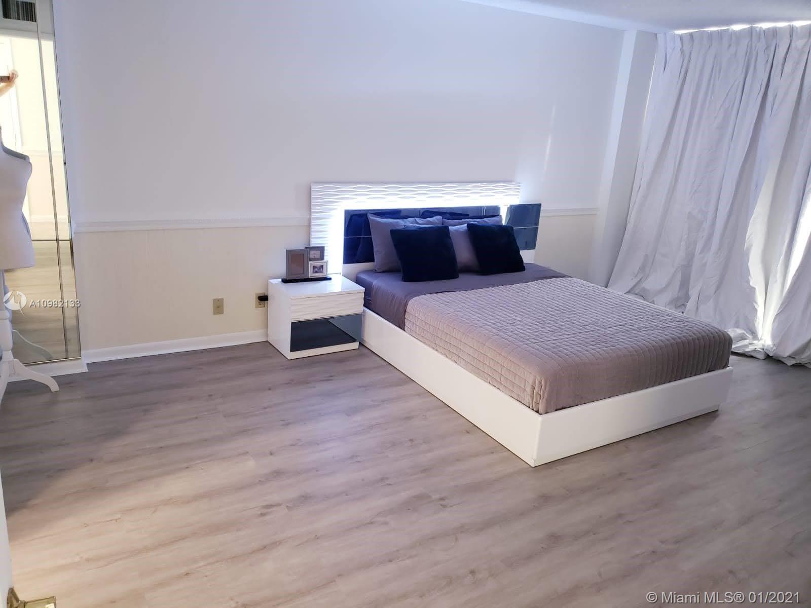 Photo of 3800 Ocean Dr #506, Hollywood, Florida, 33019 -