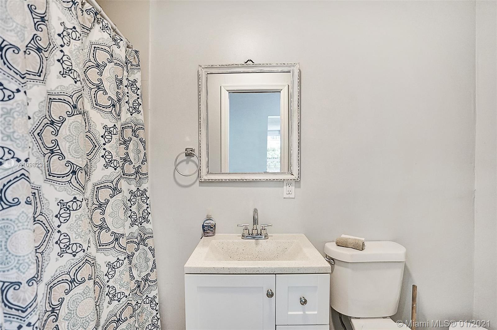 See details / 1596 sq. ft. $ 2021-01-28 0 Photo