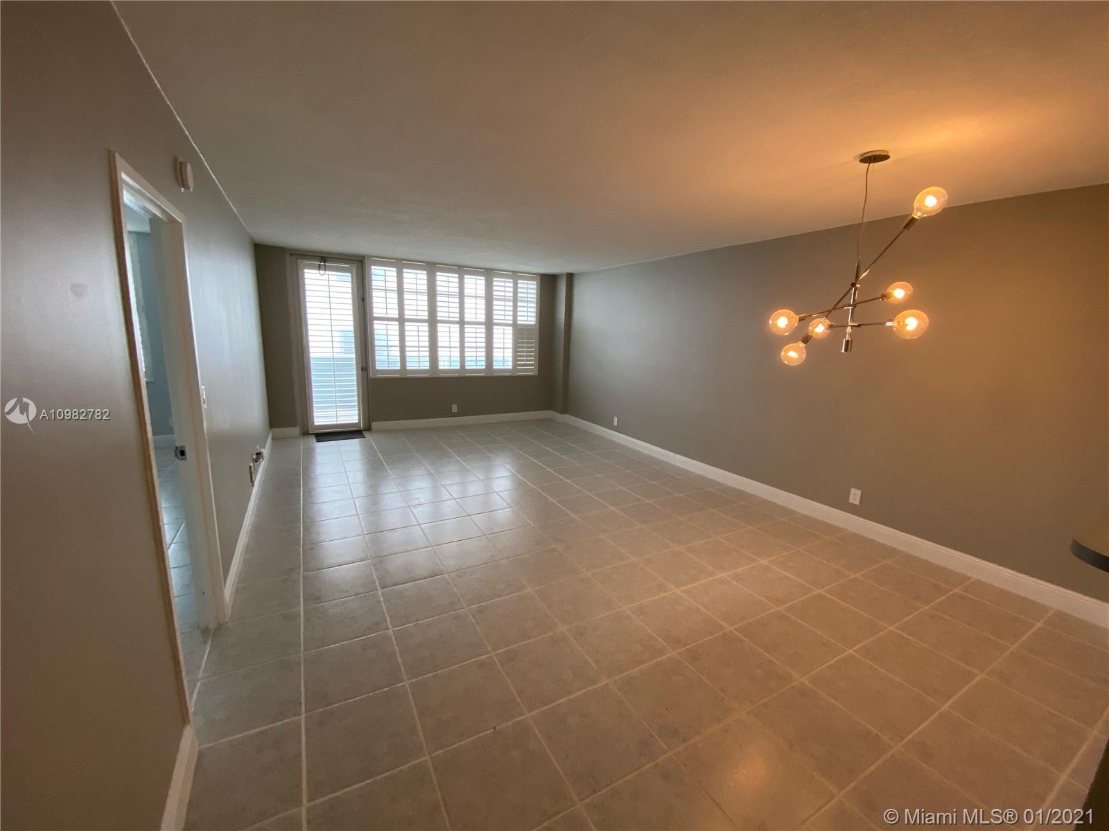 Photo of 3725 Ocean Dr #607, Hollywood, Florida, 33019 -