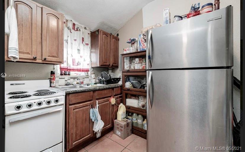 See details / 1952 sq. ft. $ 2021-01-13 0 Photo