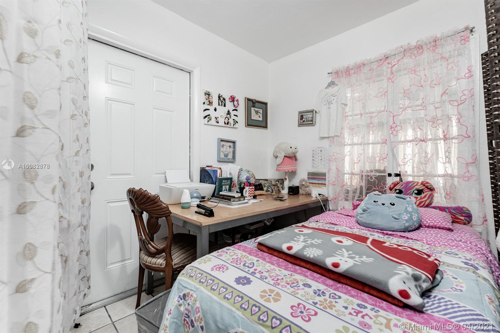 See details / 1299 sq. ft. $ 2021-01-13 0 Photo