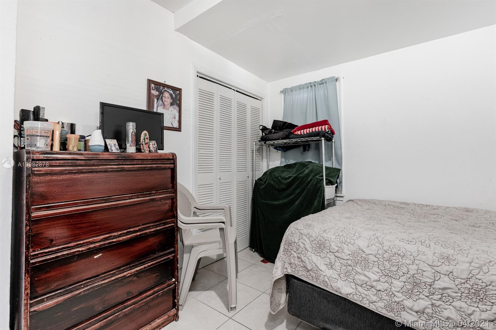 See details / 1299 sq. ft. $ 2021-01-13 0 Photo