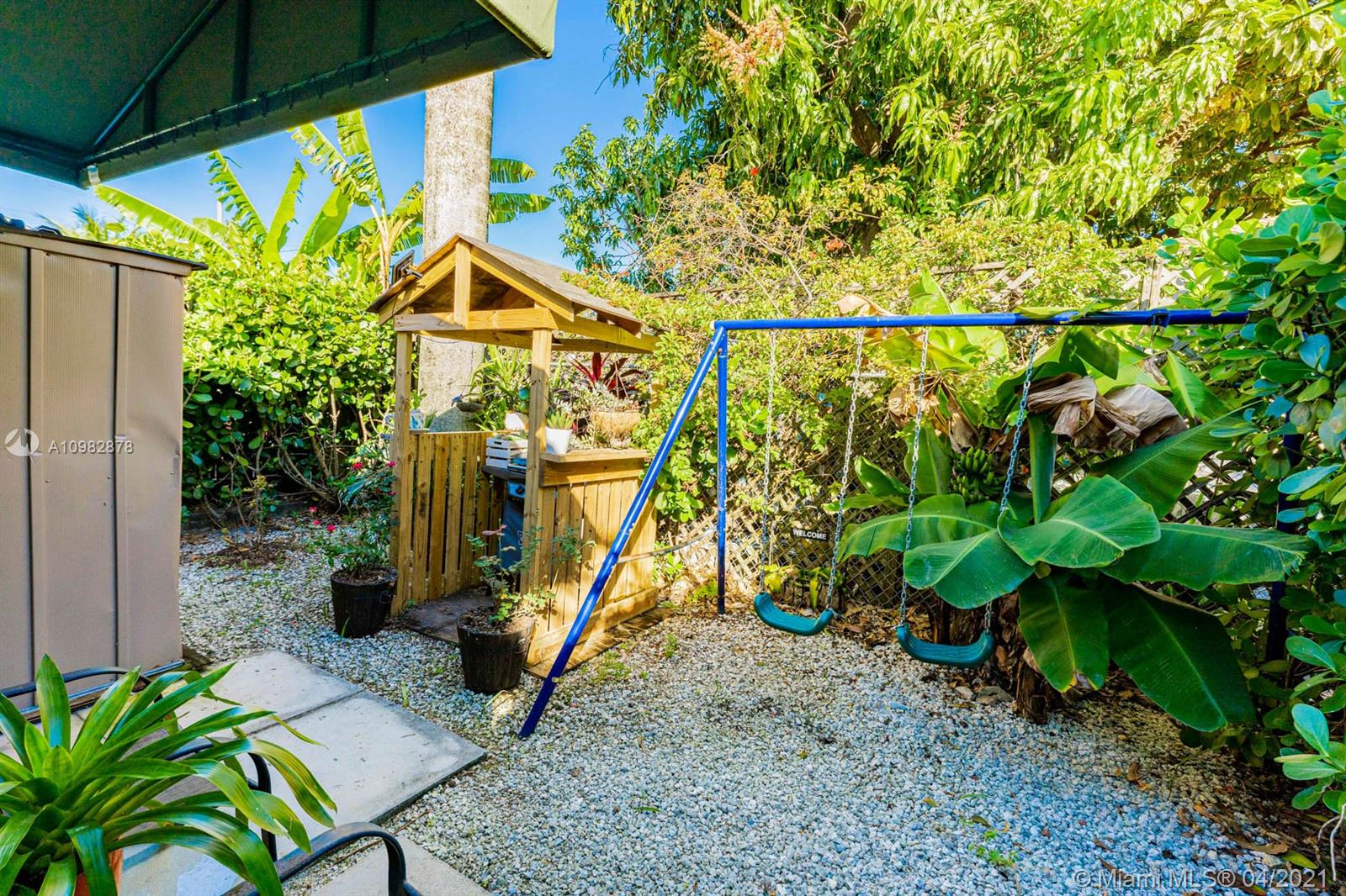 See details / 1299 sq. ft. $ 2021-01-13 0 Photo