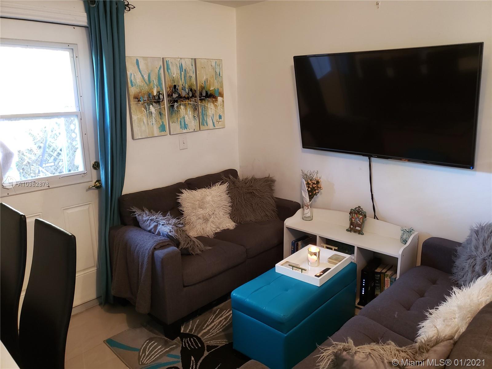 See details / 1299 sq. ft. $ 2021-01-13 0 Photo