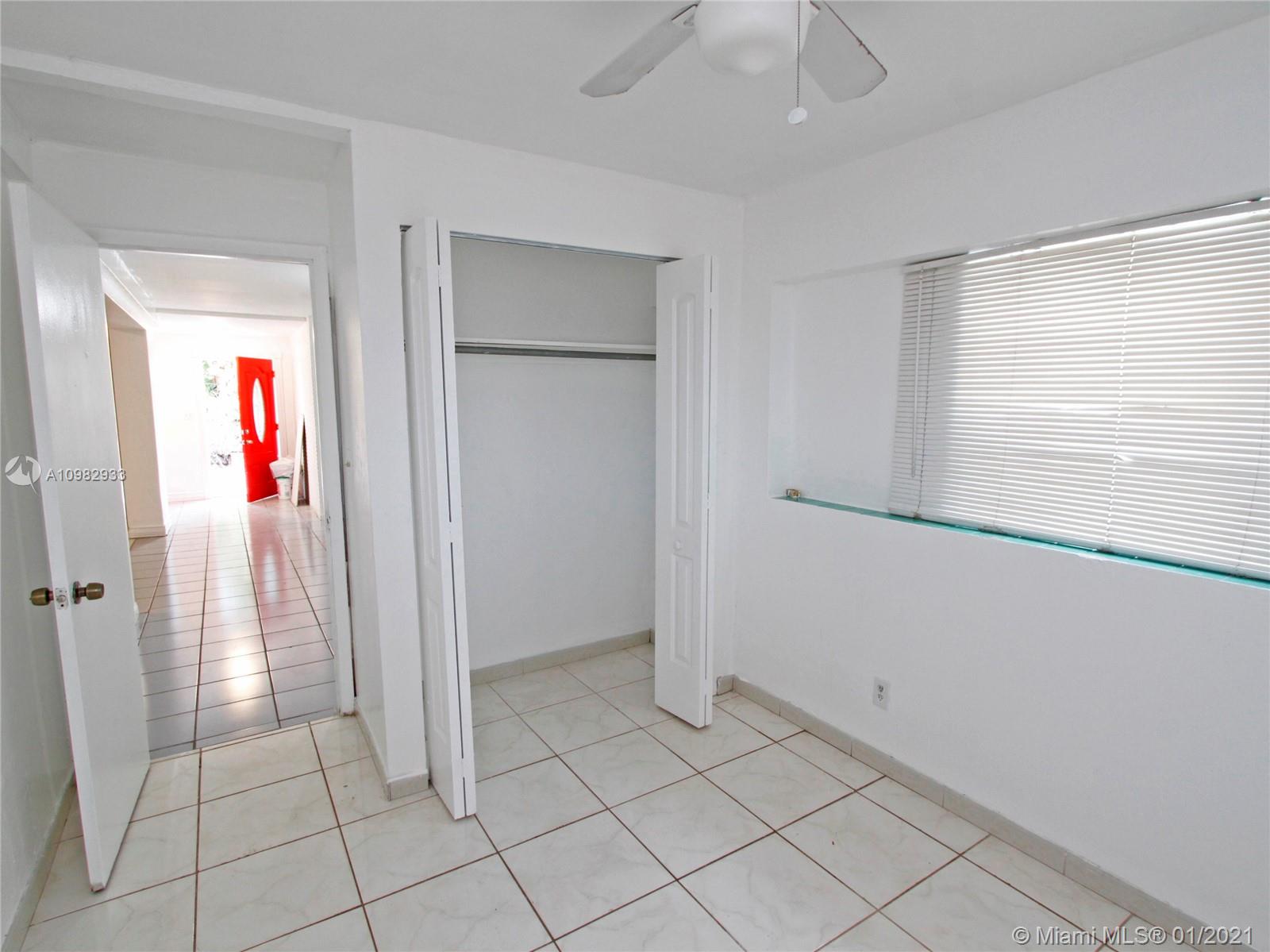 See details / 2393 sq. ft. $ 2021-01-13 0 Photo
