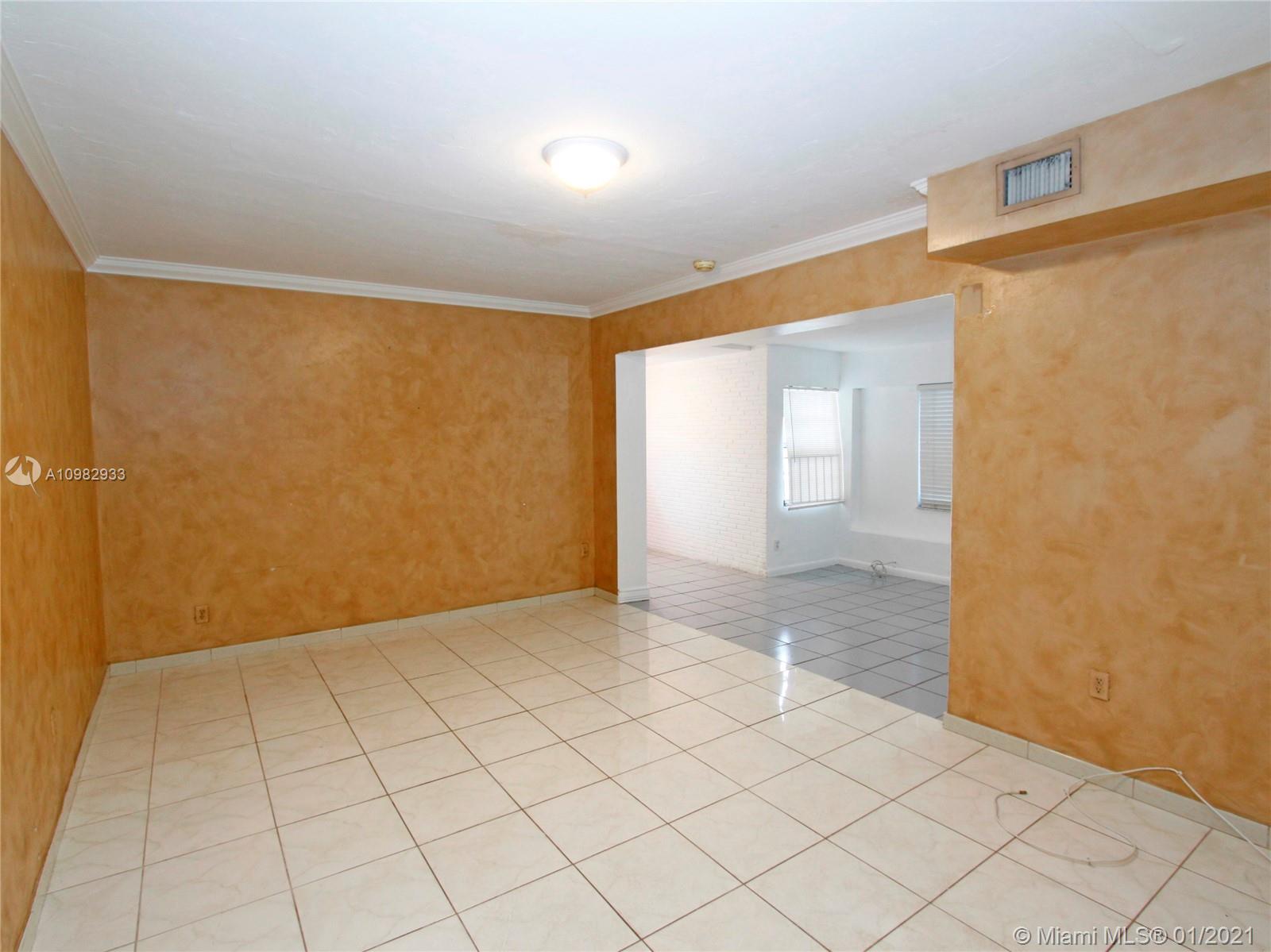 See details / 2393 sq. ft. $ 2021-01-13 0 Photo