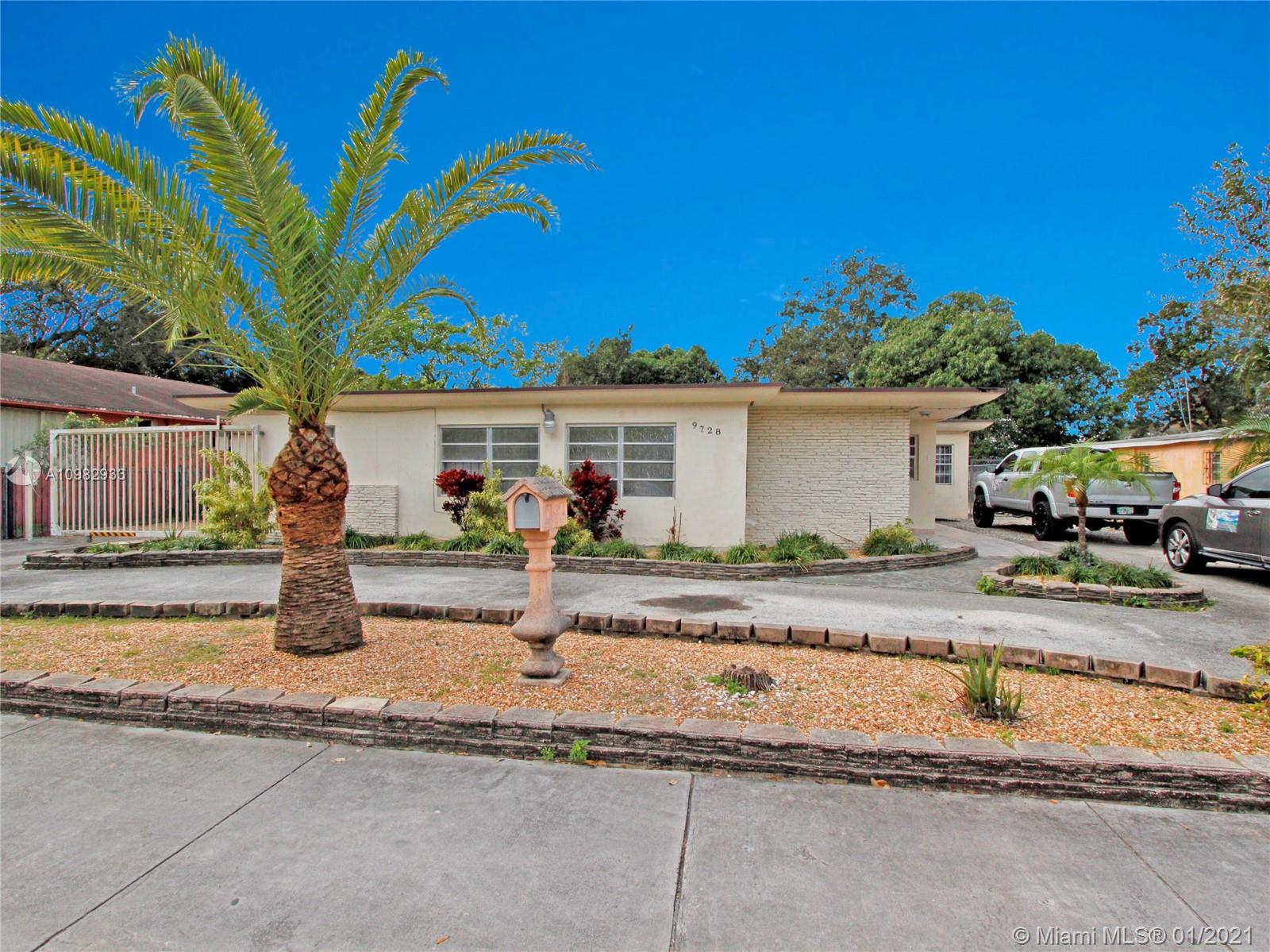 See details / 2393 sq. ft. $ 2021-01-13 0 Photo