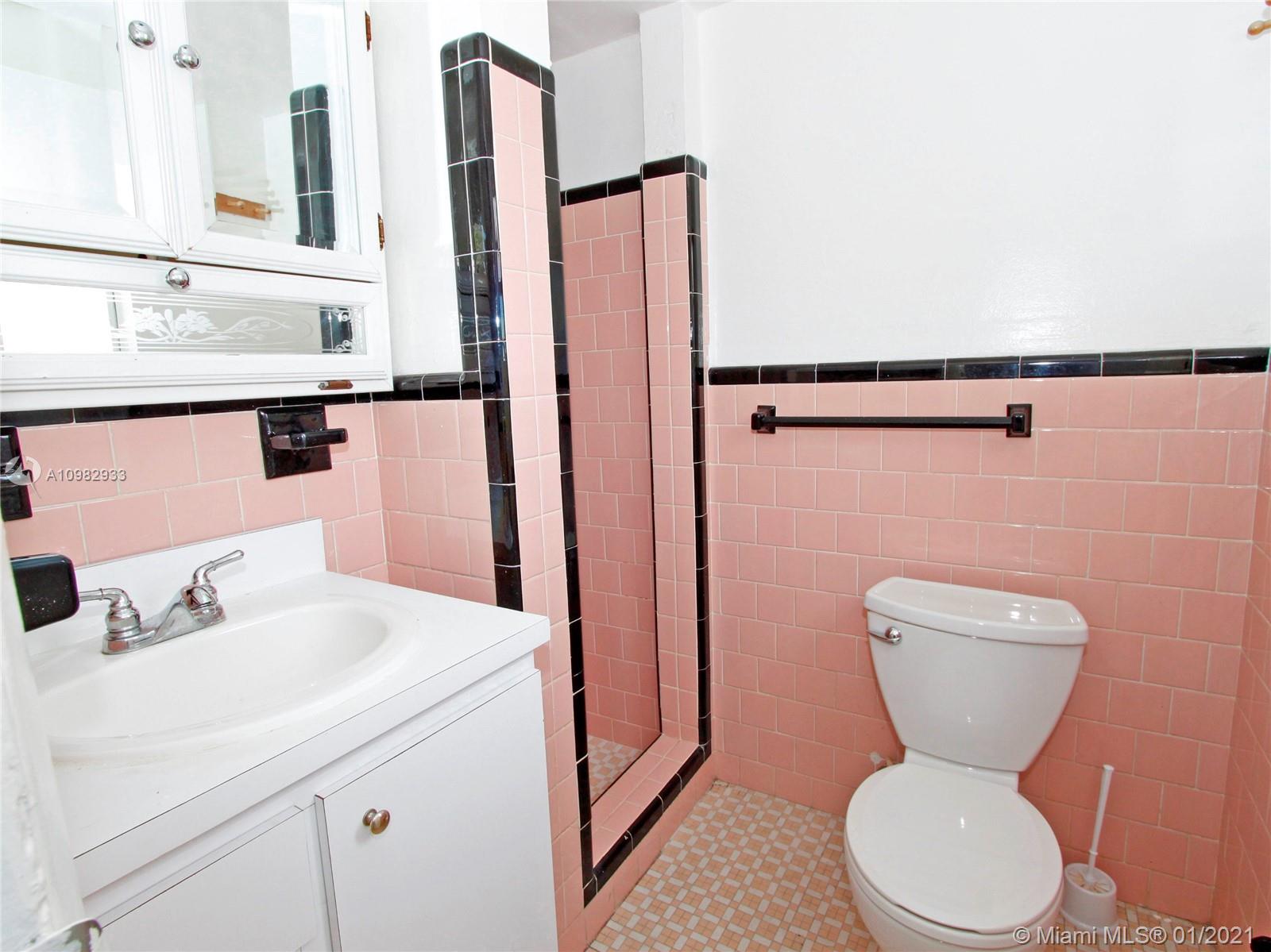 See details / 2393 sq. ft. $ 2021-01-13 0 Photo
