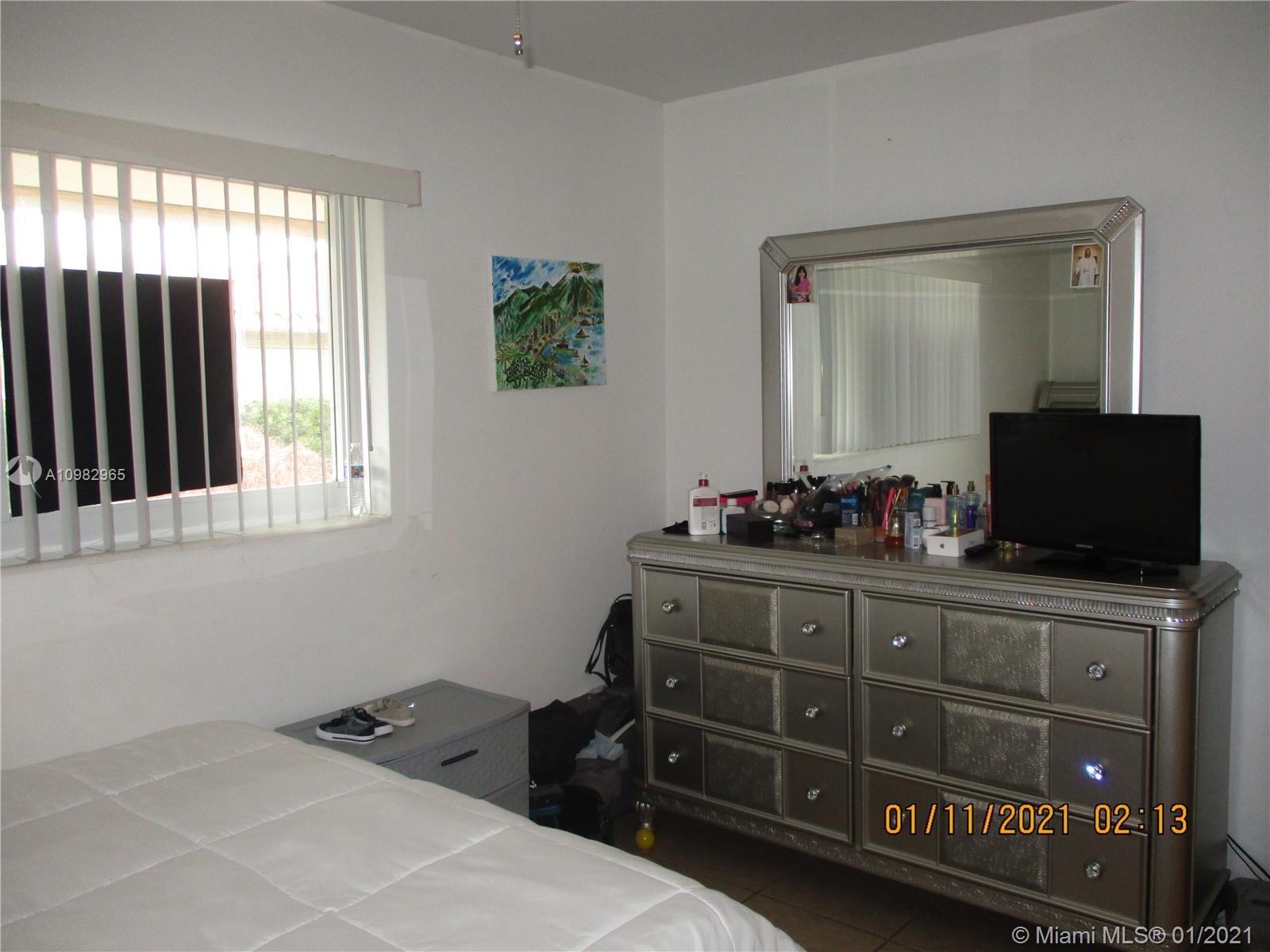 See details / 2312 sq. ft. $ 2021-02-21 0 Photo
