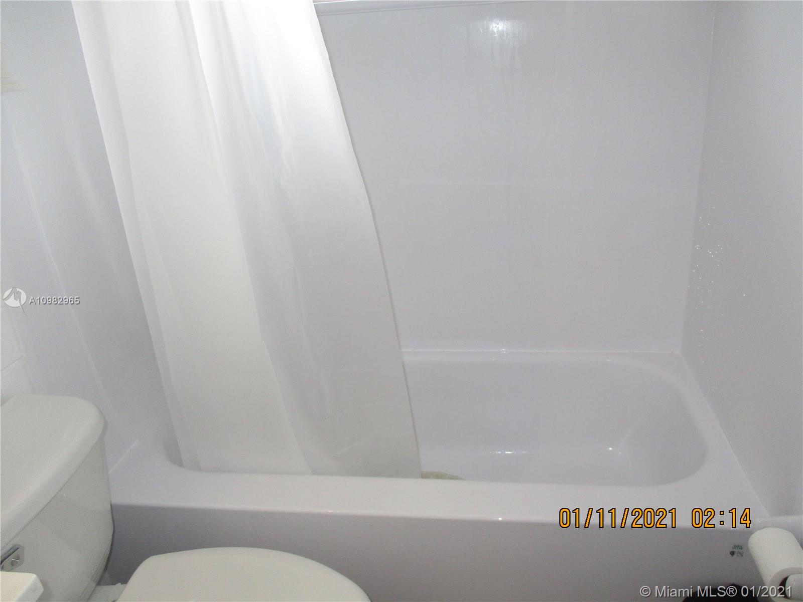 See details / 2312 sq. ft. $ 2021-02-21 0 Photo