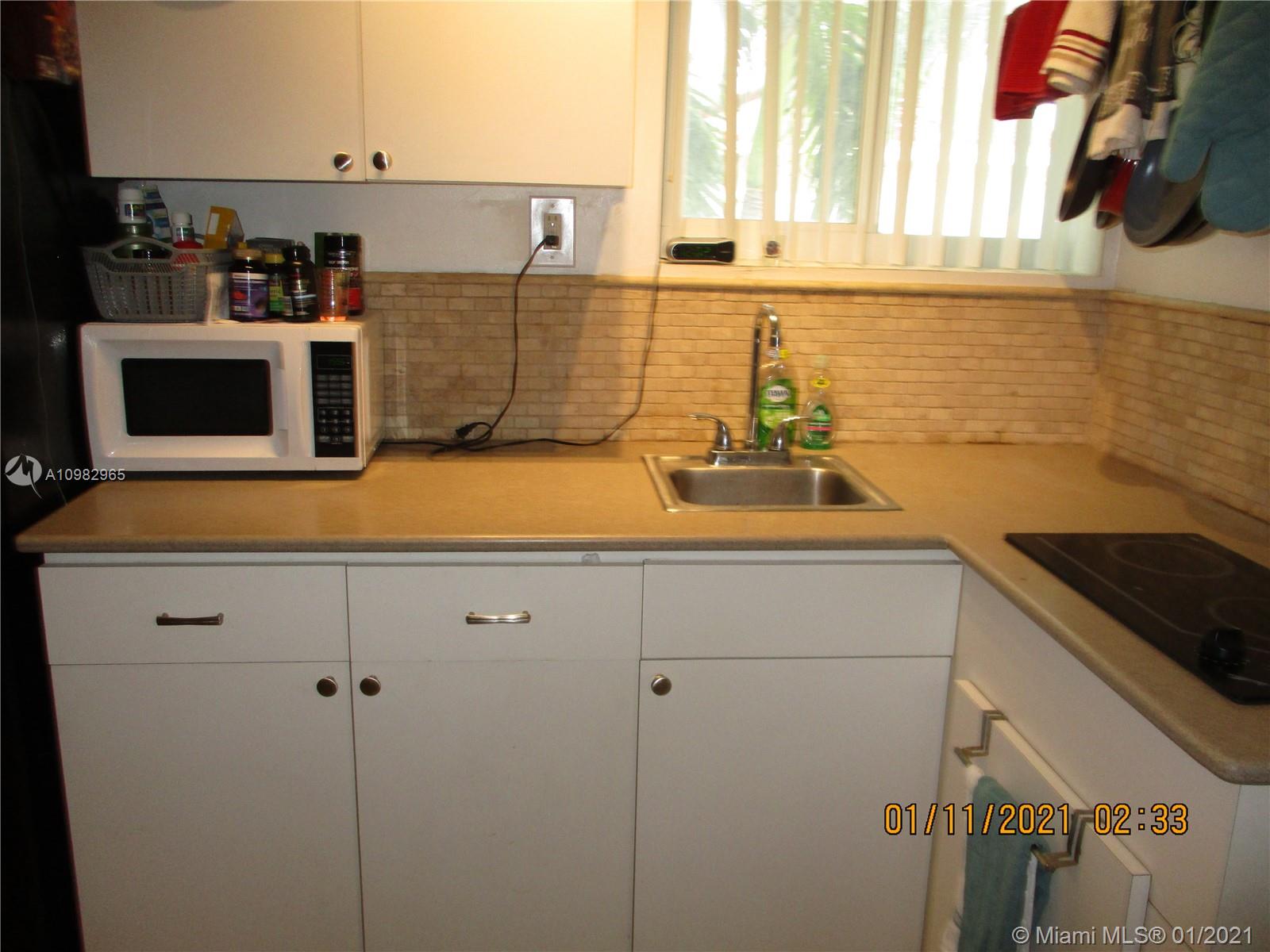 See details / 2312 sq. ft. $ 2021-02-21 0 Photo