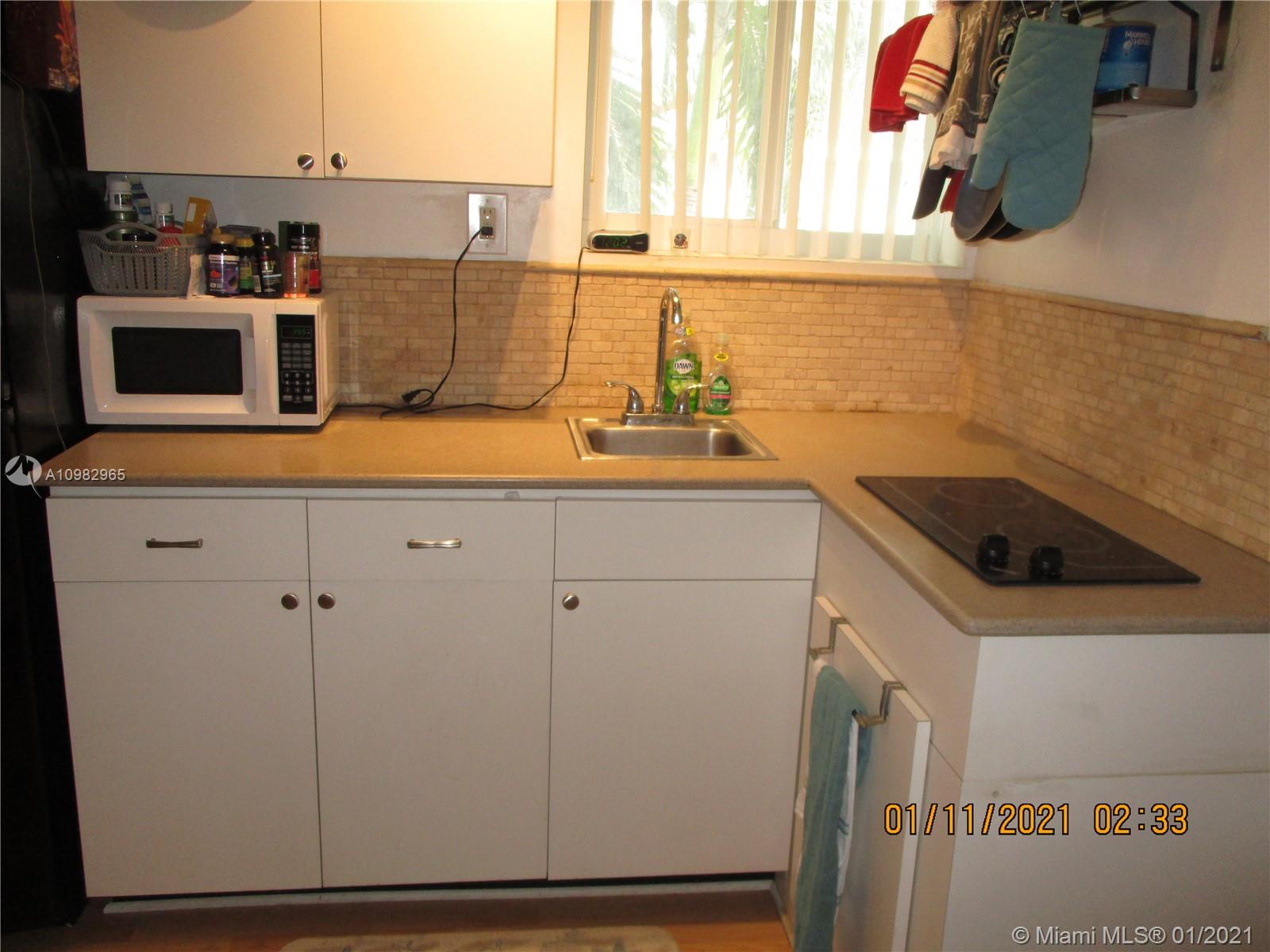 See details / 2312 sq. ft. $ 2021-02-21 0 Photo