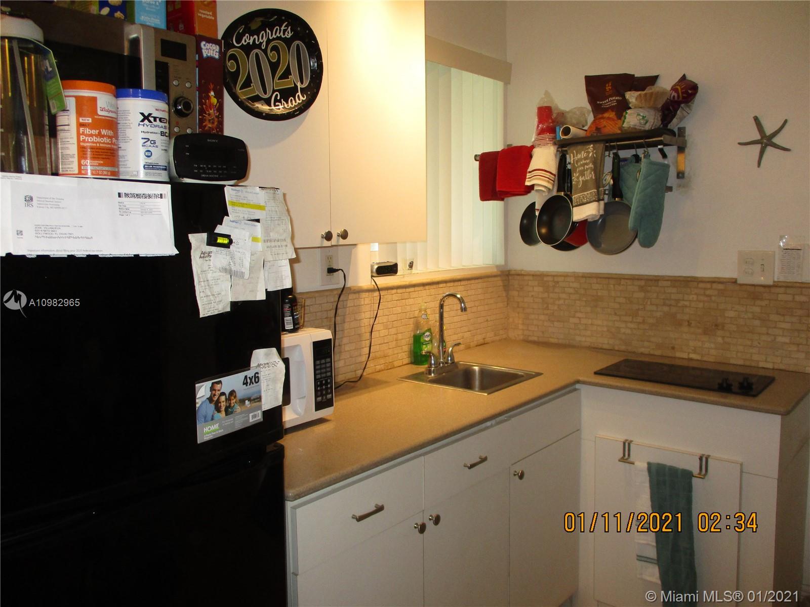 See details / 2312 sq. ft. $ 2021-02-21 0 Photo